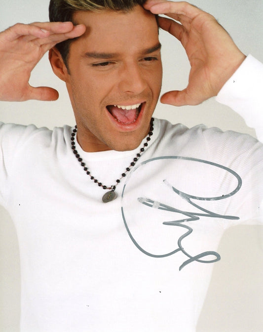 Ricky Martin Signed 8x10 Photo