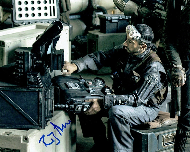 Riz Ahmed Signed 8x10 Photo - Video Proof